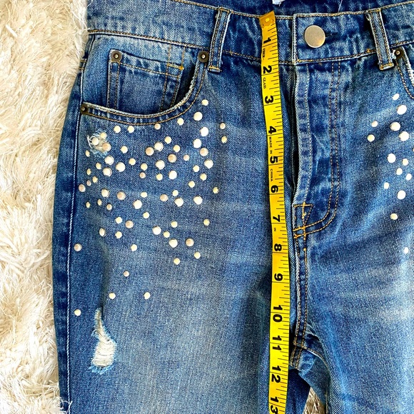 CSInternational Jeans - Picture 3 of 4